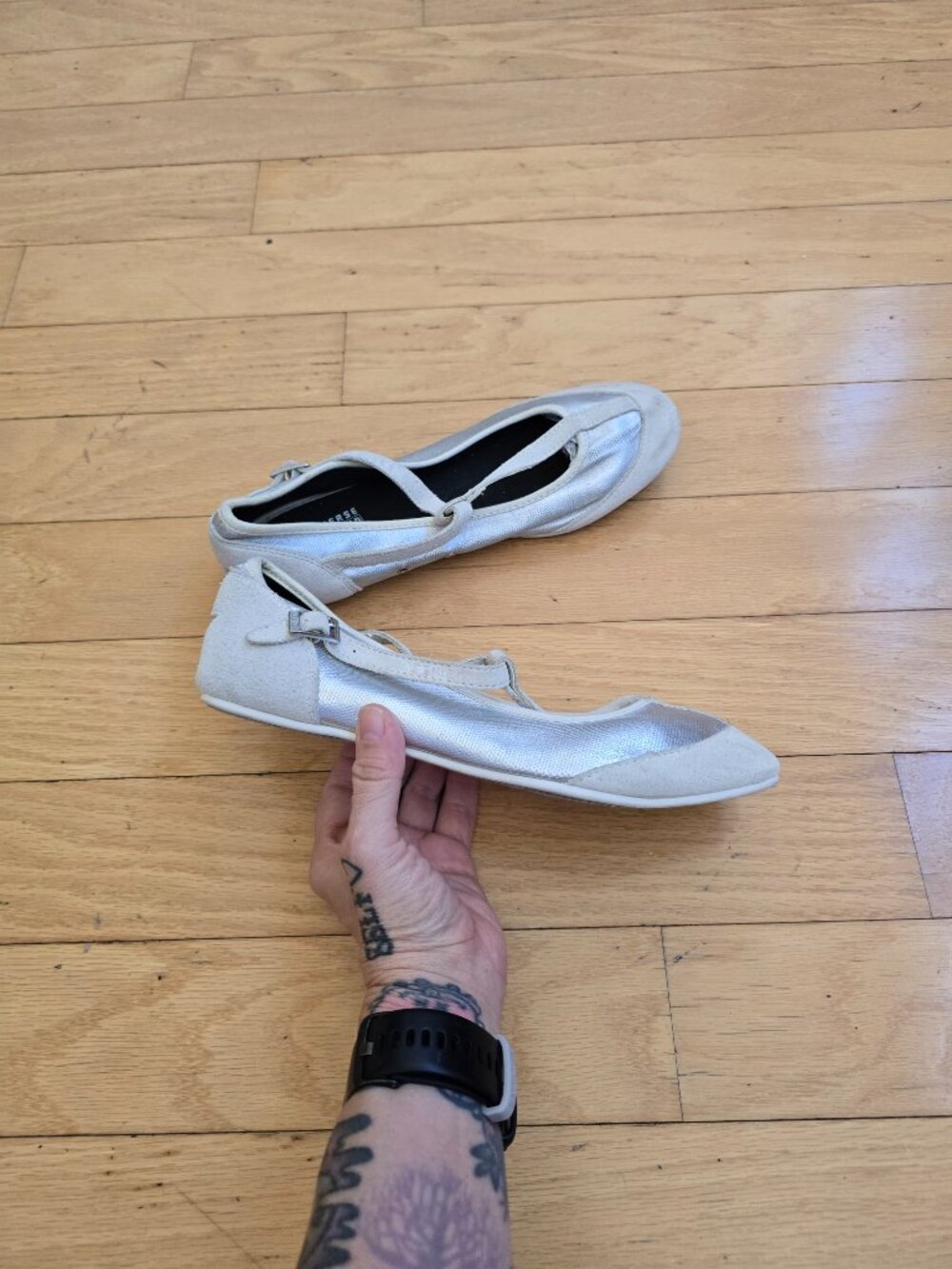 Y2K Vintage | Converse One Star Metallic Silver Mary Jane Ballet Flats | WMS 7.5